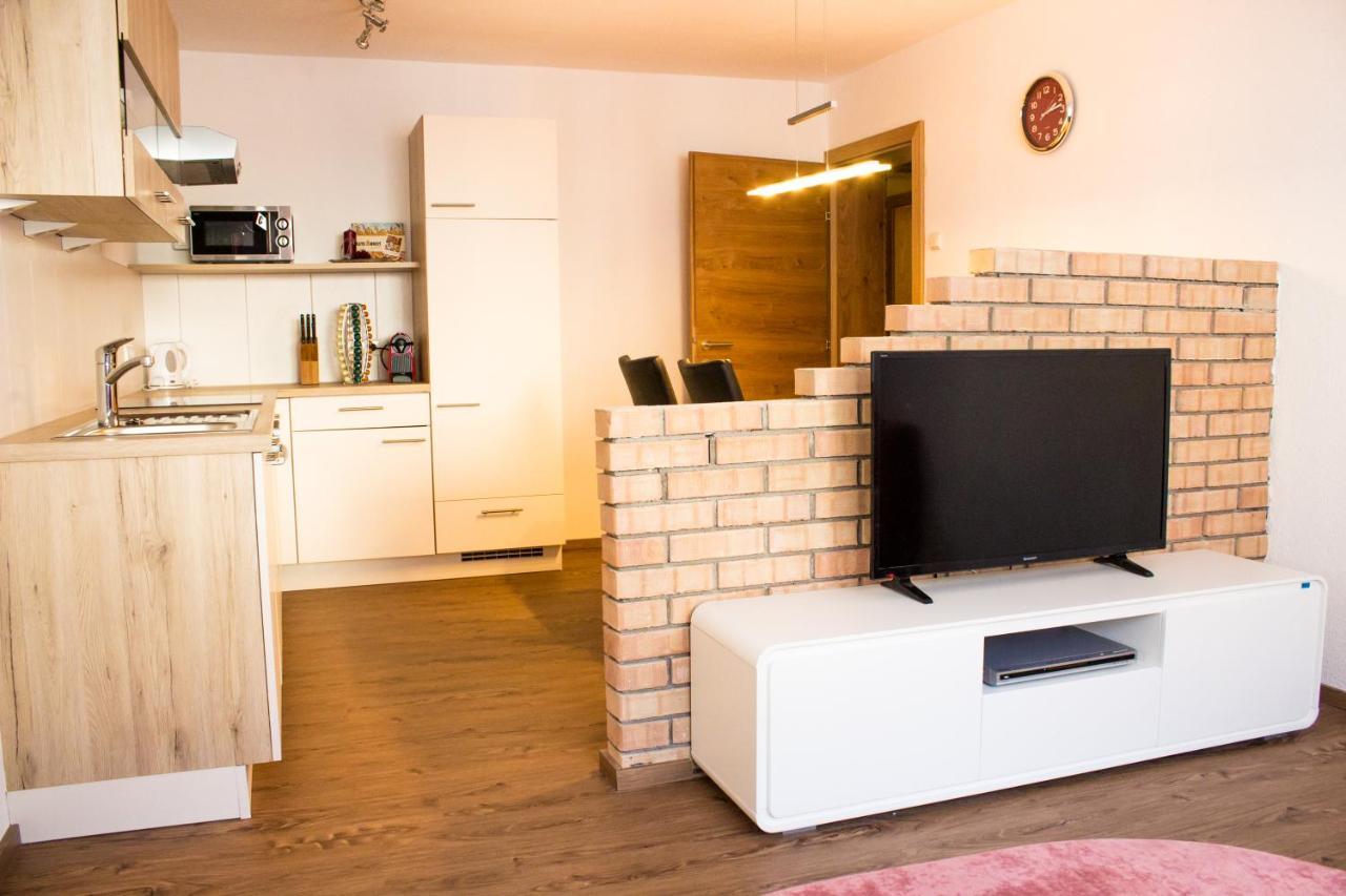 Ferienwohnung Hilber Schmirn Bagian luar foto