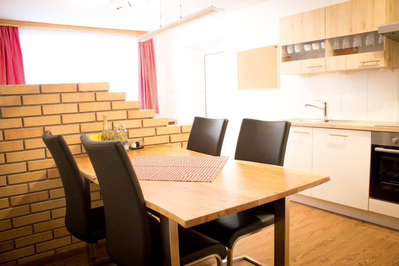 Ferienwohnung Hilber Schmirn Bagian luar foto
