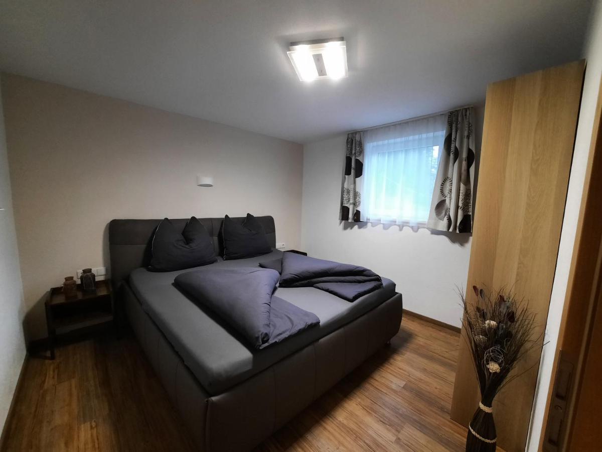 Ferienwohnung Hilber Schmirn Bagian luar foto